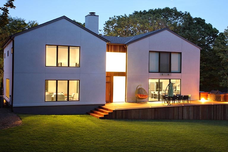 exterior main pg