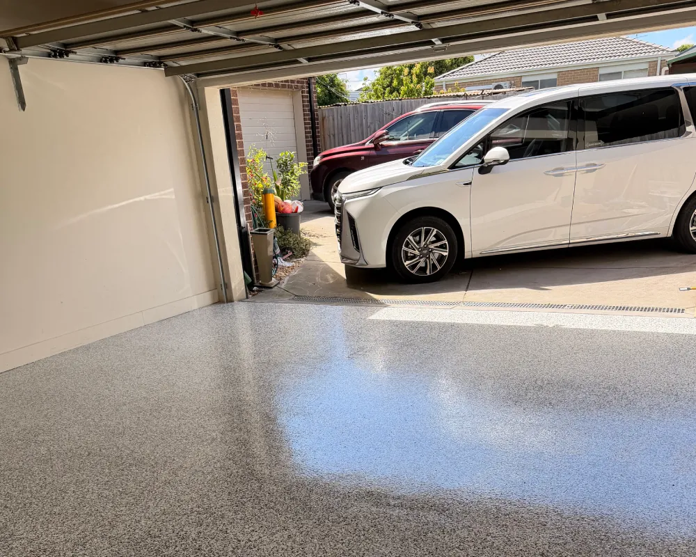 Long-lasting epoxy garage floor coating in a Melbourne home.